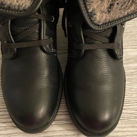 Clarks black combat lace up warm boots size 7.5 - Picture 16 of 16